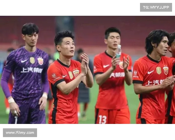 中超联赛激战正酣 各队角逐冠军之路 谁将成为新王者 中超联赛激战正酣 各队角逐冠军之路 谁将成为新王者