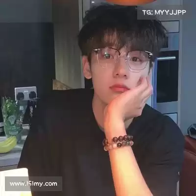 劳能豪